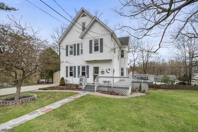 67 Ryerson Ave - Photo 1