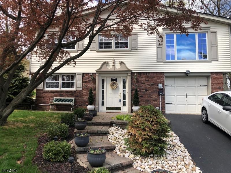 17 Arnold Rd - Photo 1