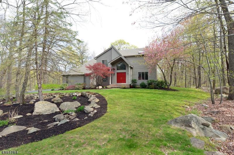18 Pheasant Run - Photo 1