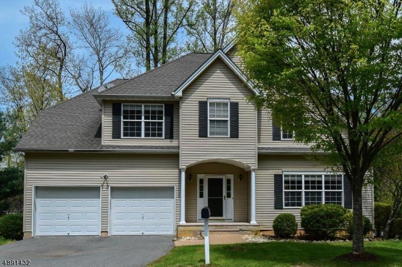 102 Dogwood Way - Photo 1