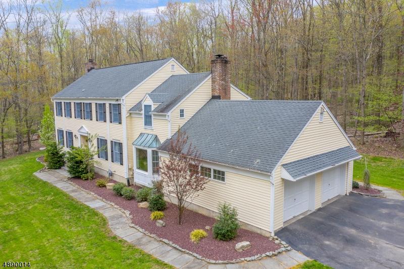 3 Country Ln - Photo 1