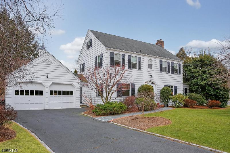 26 Woodland Rd - Photo 1