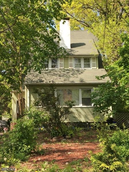 149 E 6Th Ave - Photo 1