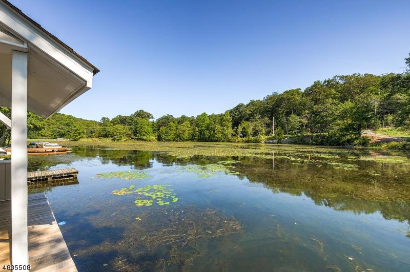 14 Hilltop Rd - Photo 1
