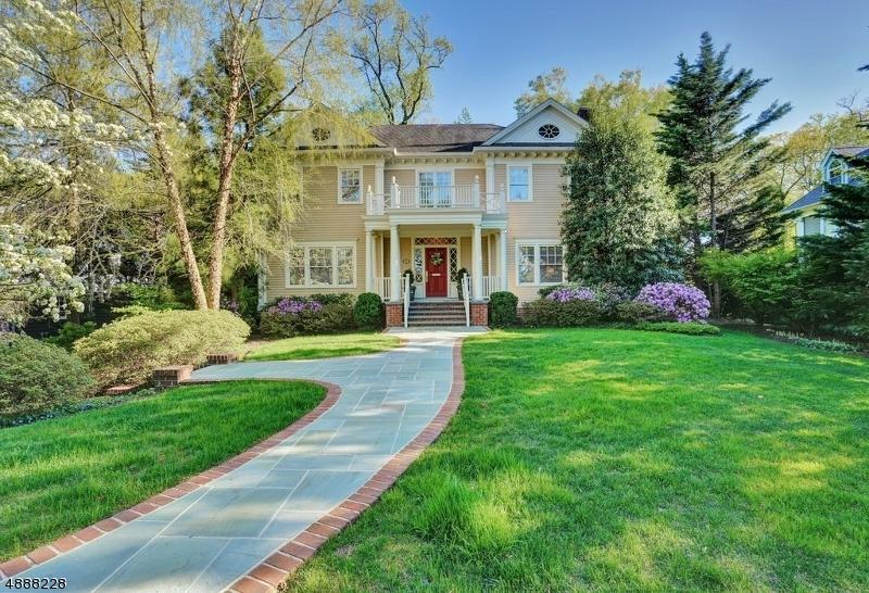 28 Badeau Ave - Photo 1