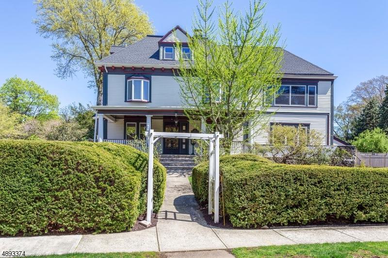 33 Northview Ave - Photo 1