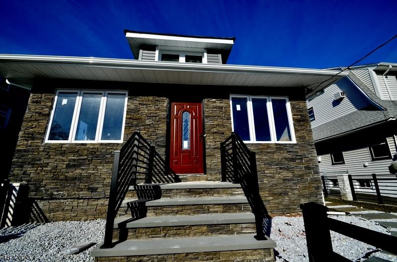 346 Little St - Photo 1