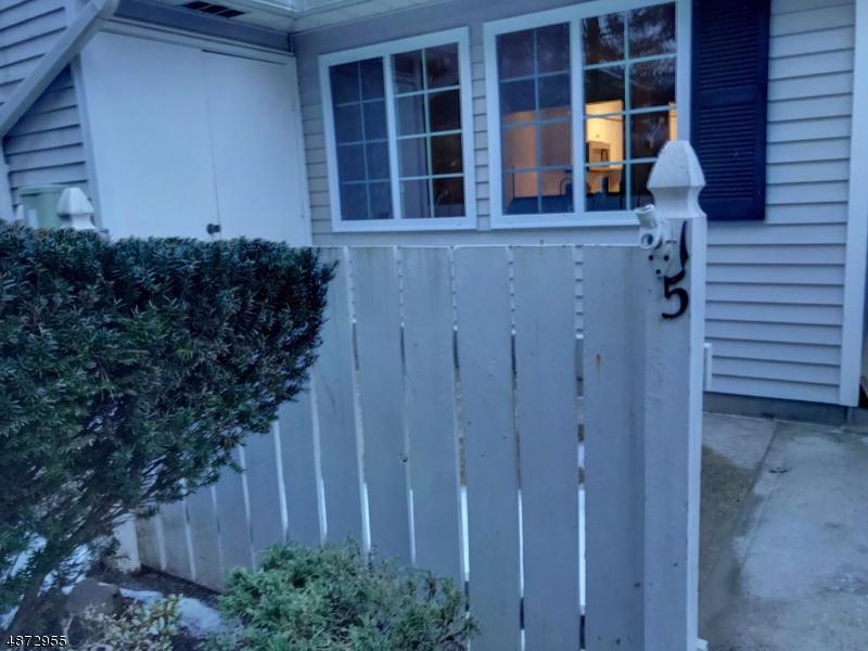 31 Parkside Rd - Photo 1