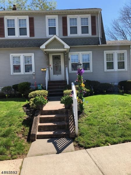 135 Conover Ave - Photo 1