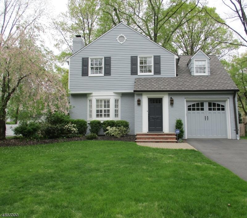 15 Meadowbrook Rd - Photo 1