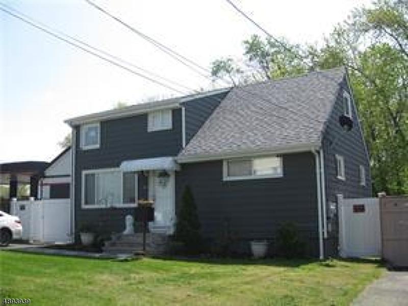 103 Laurel St - Photo 1