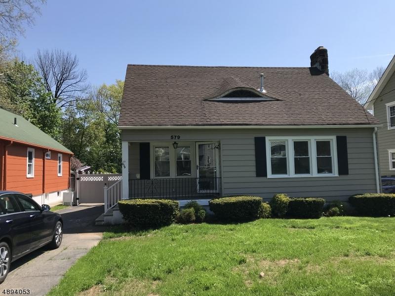 579 Broad St - Photo 1