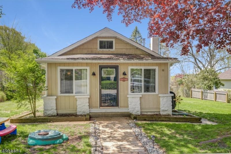 10 Atno Ave - Photo 1