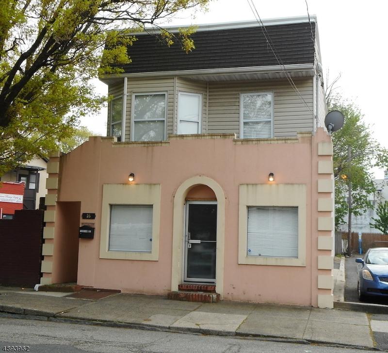 16 Myrtle St - Photo 1