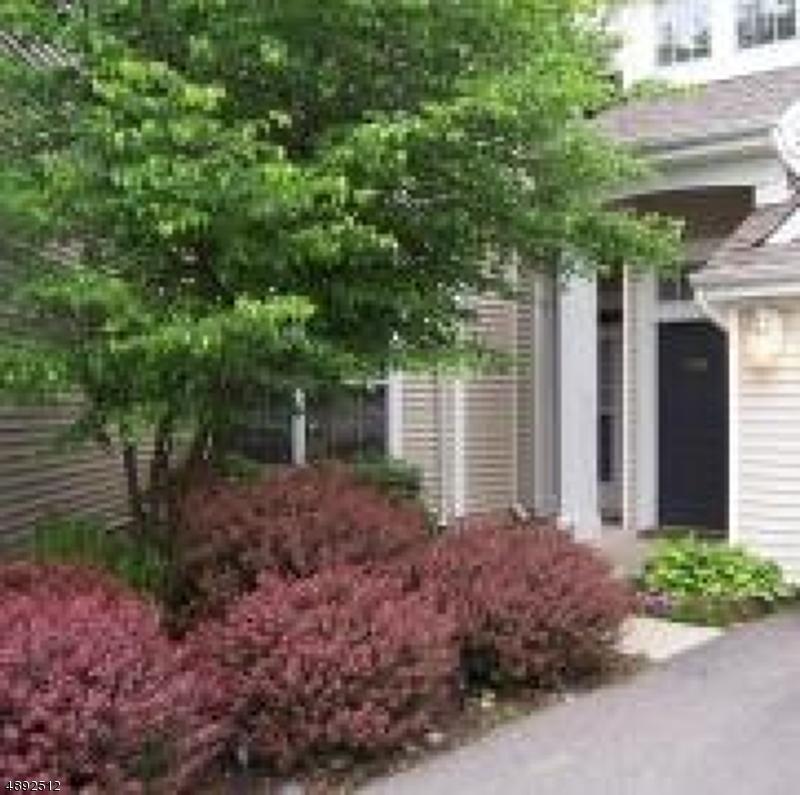 1206 Fairview Cir - Photo 1