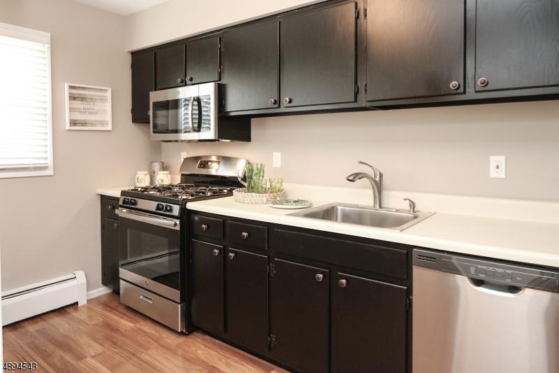 43 Conforti - Photo 1