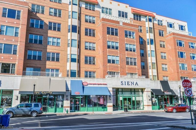 48 S Park St - Photo 1