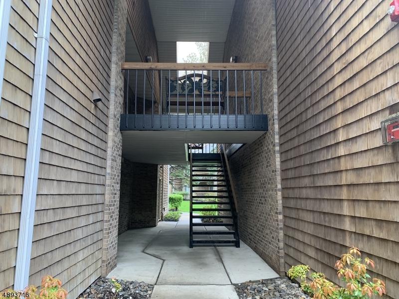3 Tulip Cres Unit 2A - Photo 1