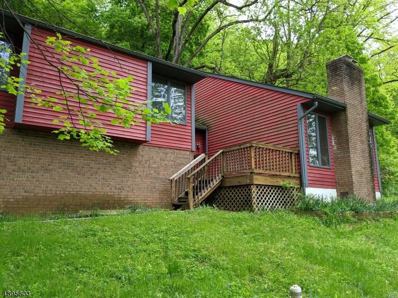1624 River Rd - Photo 1