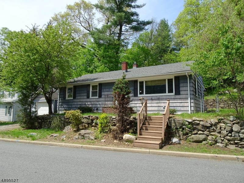 30 Oak St - Photo 1