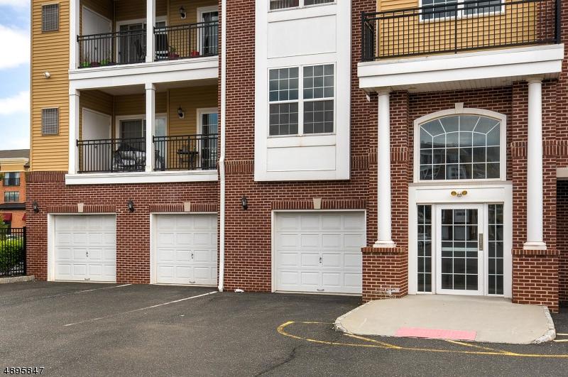 745 Liberty Ct - Photo 1