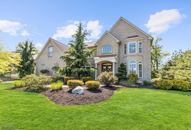1 Valley Wood Dr - Photo 1