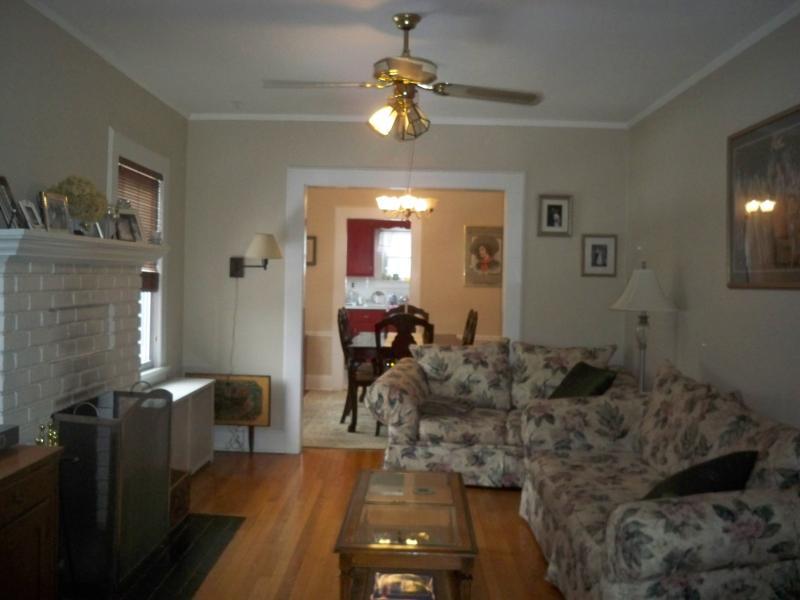 425 Valley Rd - Photo 1