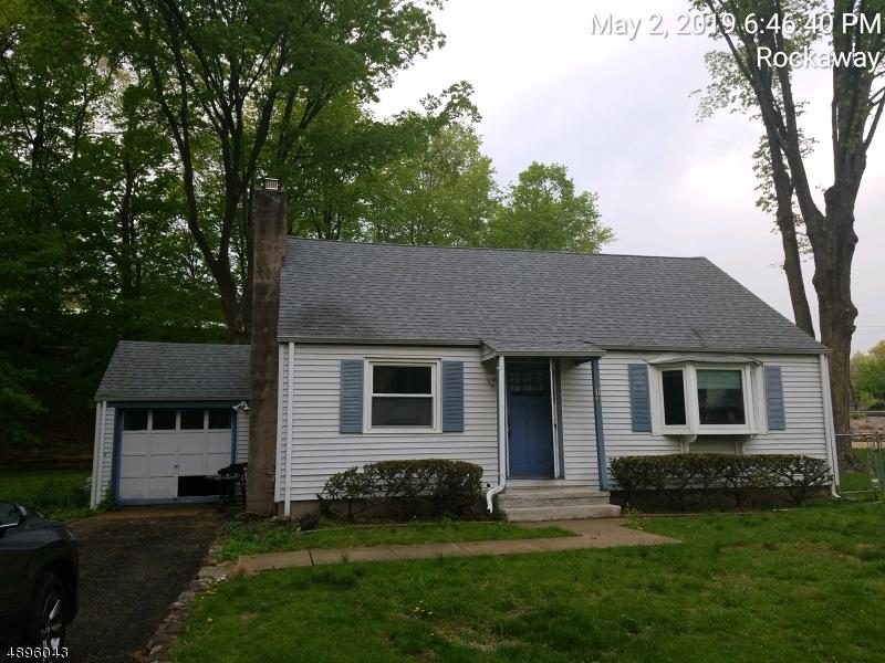17 Woodstone Rd - Photo 1