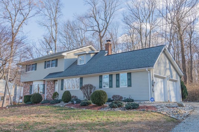 16 Colby Dr - Photo 1