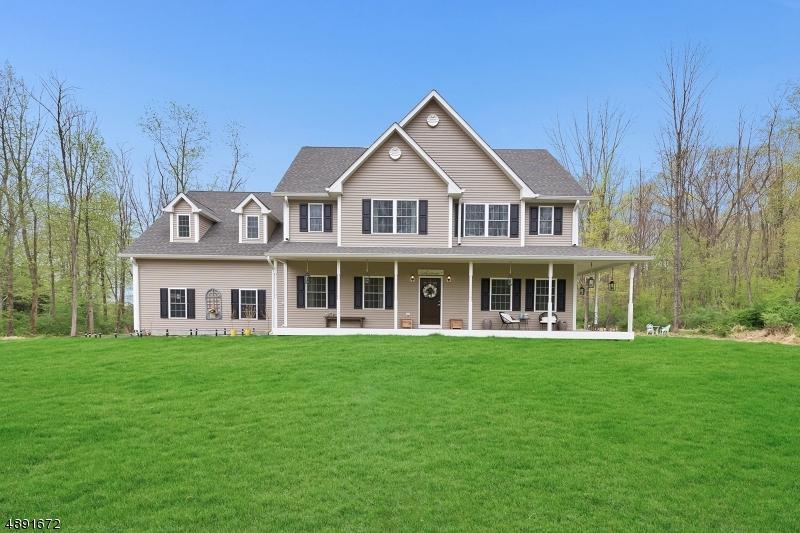 10 Dewey Lane - Photo 1