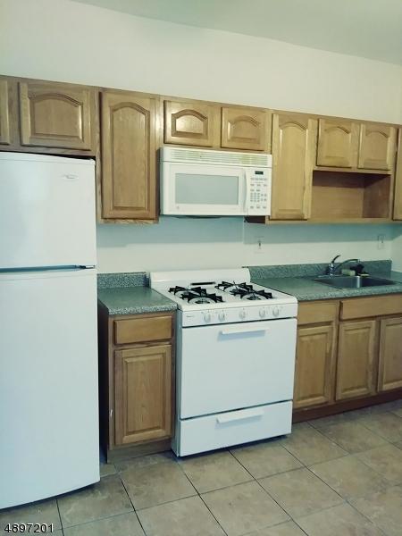 150 5TH ST - Photo 1