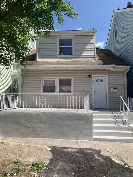 43 N York St - Photo 1