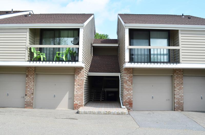 117 Overlook Dr - Photo 1