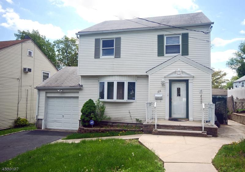 123 Crest Dr - Photo 1