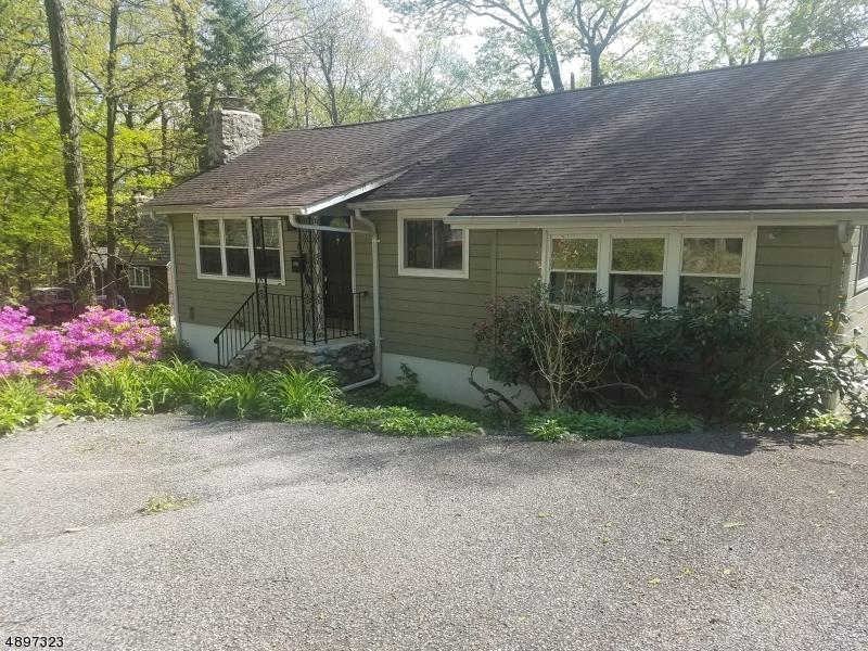 8 Anawa Rd - Photo 1