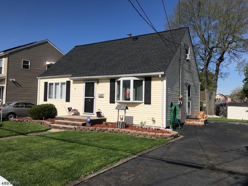 83 Jefferson St - Photo 1
