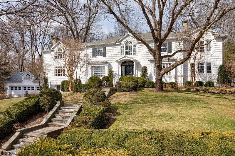15 Alan Dr - Photo 1
