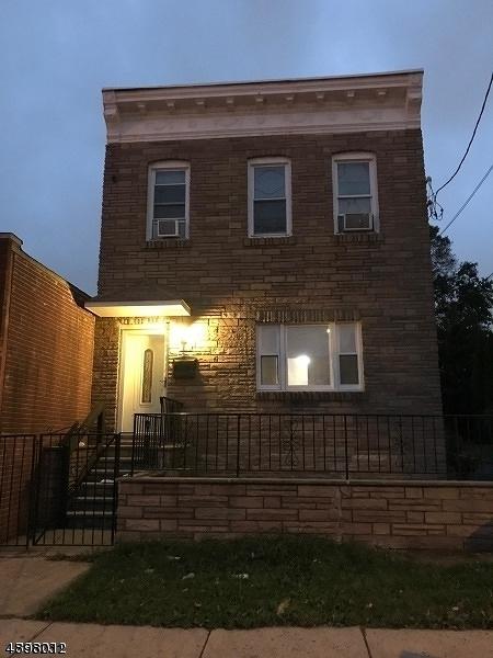 1620 S Wood Ave - Photo 1