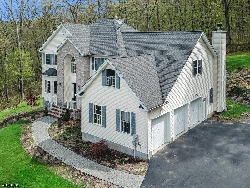 10 Meredith Ct - Photo 1