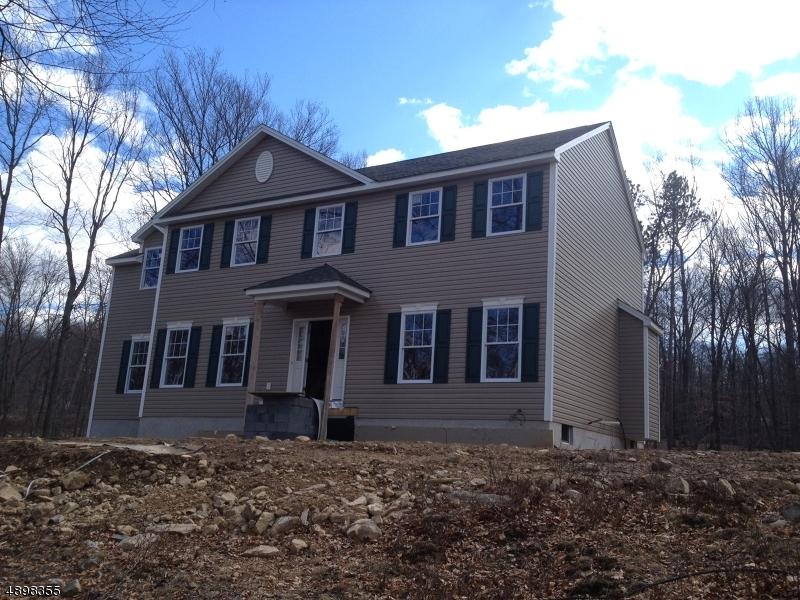 3 Eileens Way - Photo 1