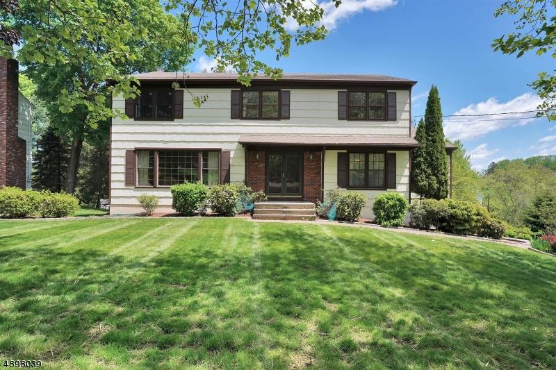 14 Canterbury Way - Photo 1