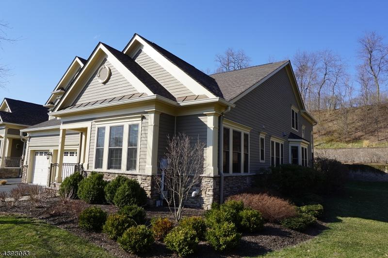 7 Magnolia Pl - Photo 1