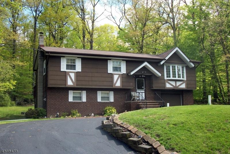 39 Hickory Rd - Photo 1