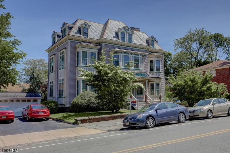 109 Pennington Ave - Photo 1