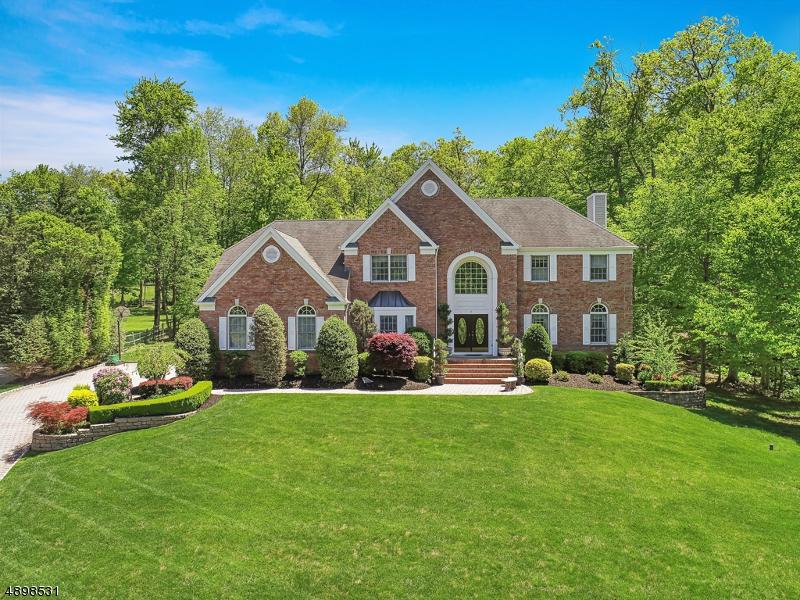 8 Mattben Dr - Photo 1