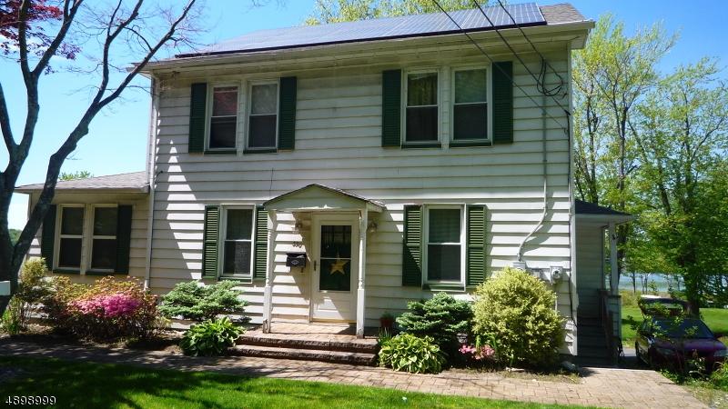 350 Center St - Photo 1