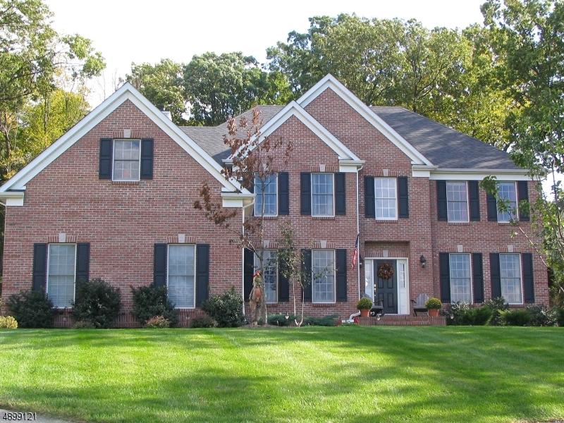 1 Bradley Ct - Photo 1