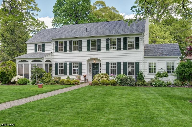 4 Green Hill Road - Photo 1