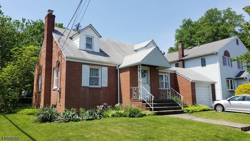 1401 De Witt Ter - Photo 1