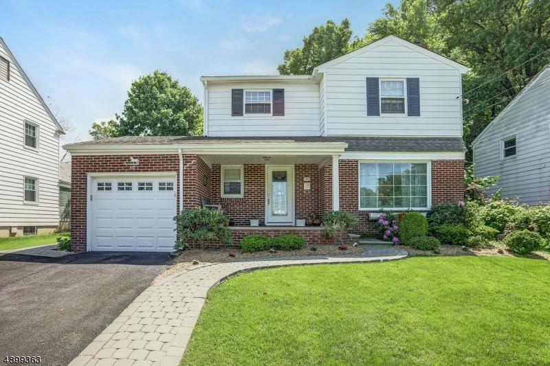 102 Sussex Ave - Photo 1